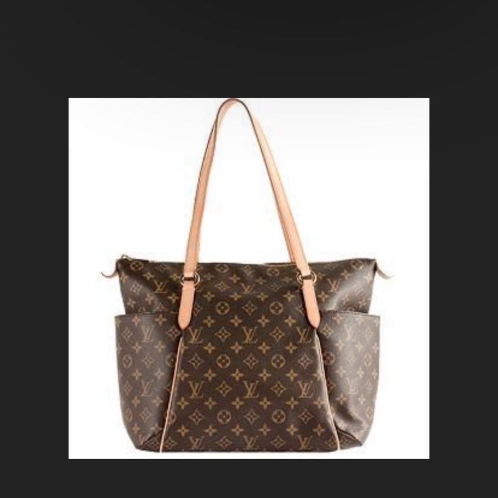 Louis Vuitton Tote